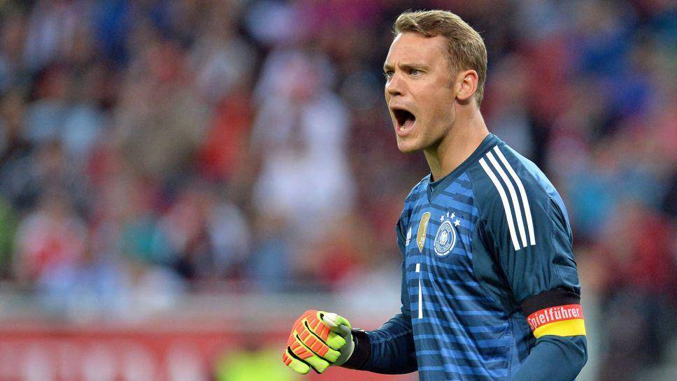potret Manuel Neuer bersama Timnas Jerman (bundesliga.com)