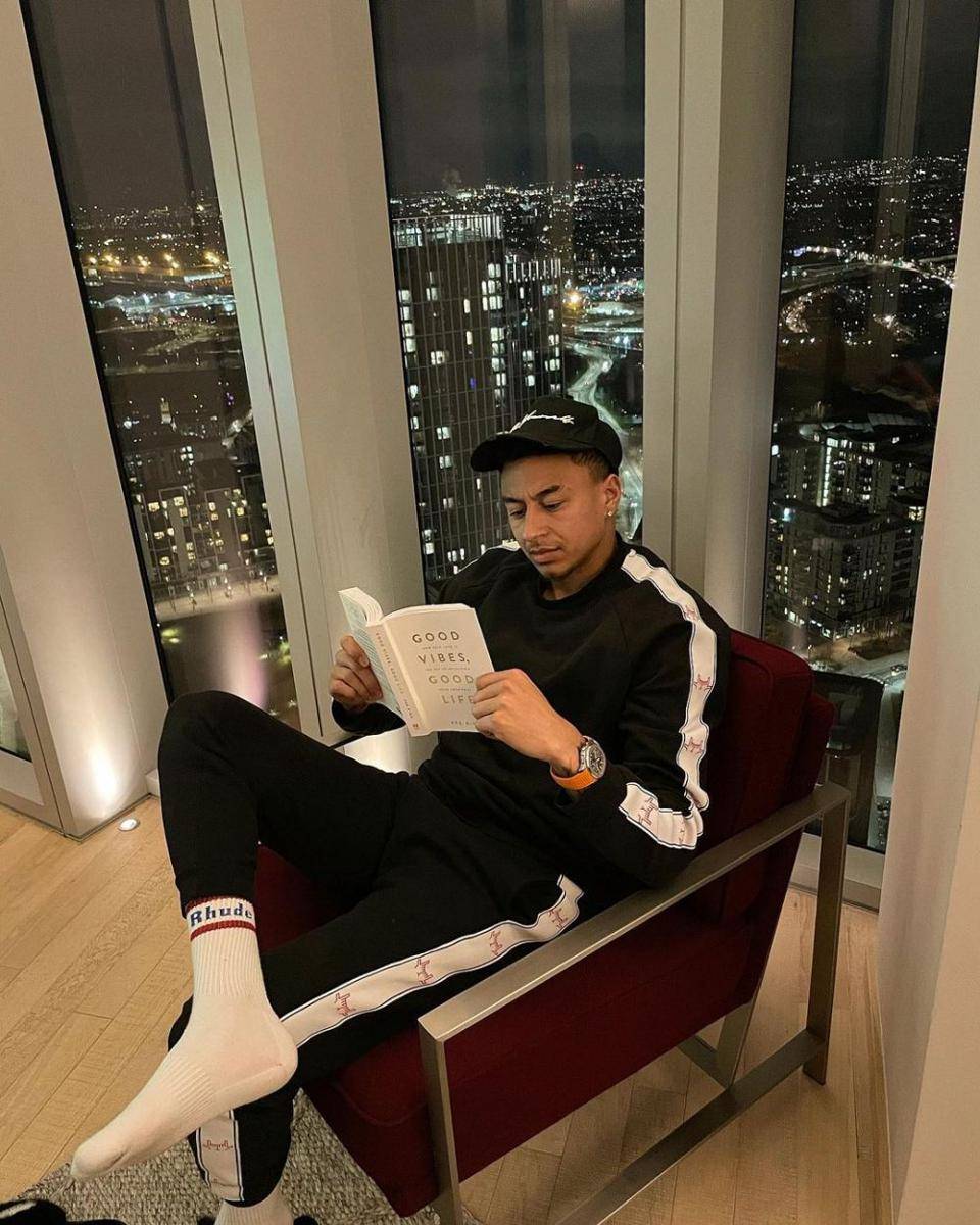 Gaya busana Jesse Lingard (instagram.com/jesselingard)