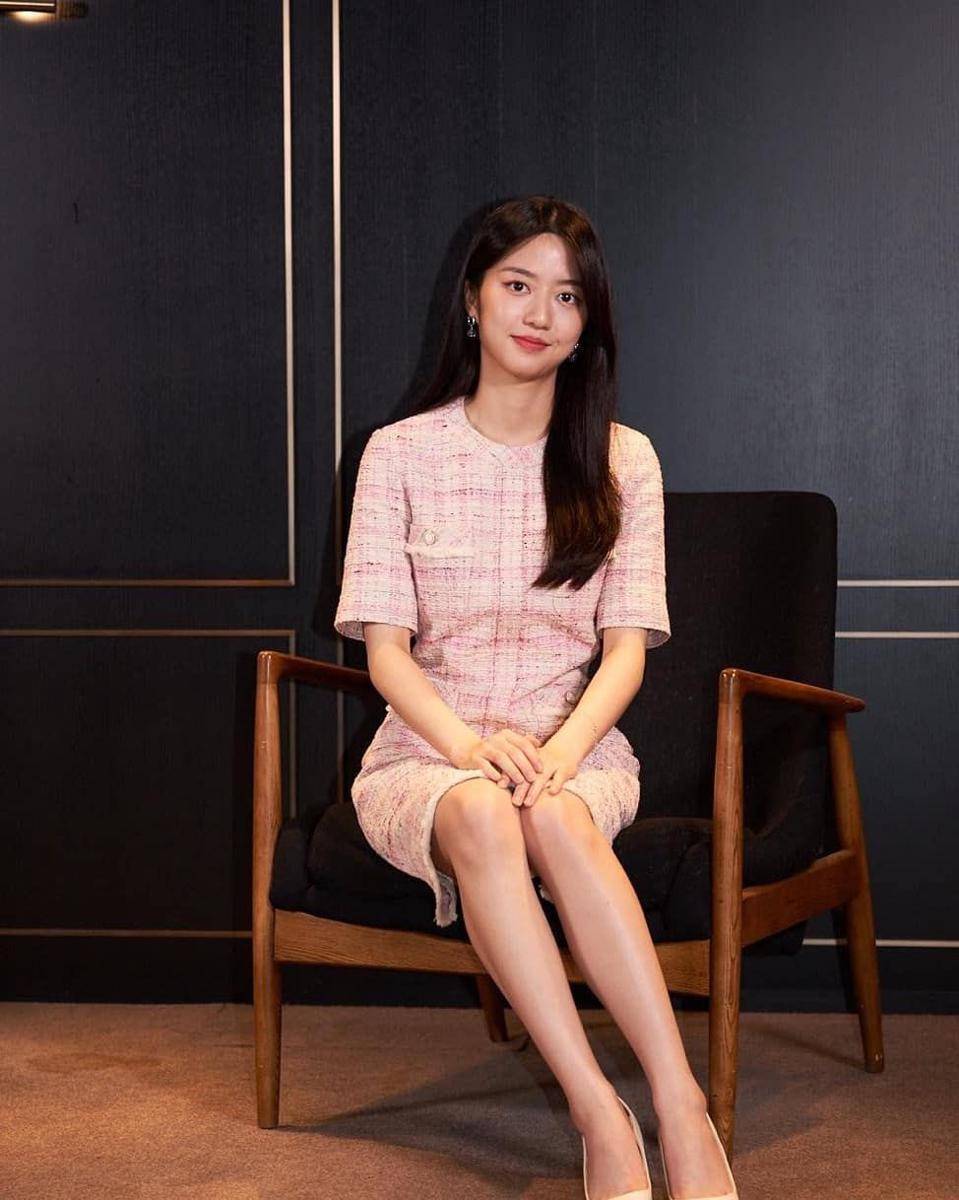 Outfit Kim Hyun Soo (instagram.com/hyunsoo_.kim)