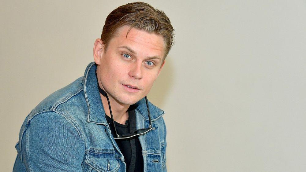 Selain No Time To Die, 10 Film Billy Magnussen Ini Wajib Kamu Tonton