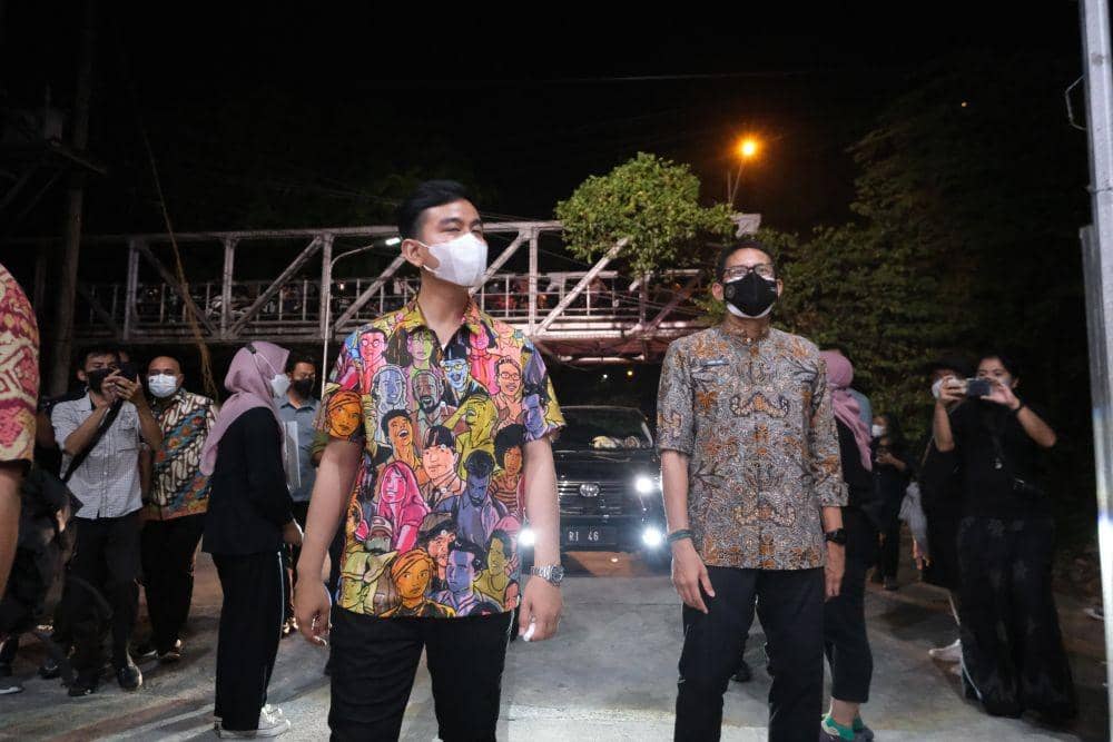 Ketemu Gibran di Solo, Sandiaga Uno Ngobrol Bahas Pilgub DKI Jakarta