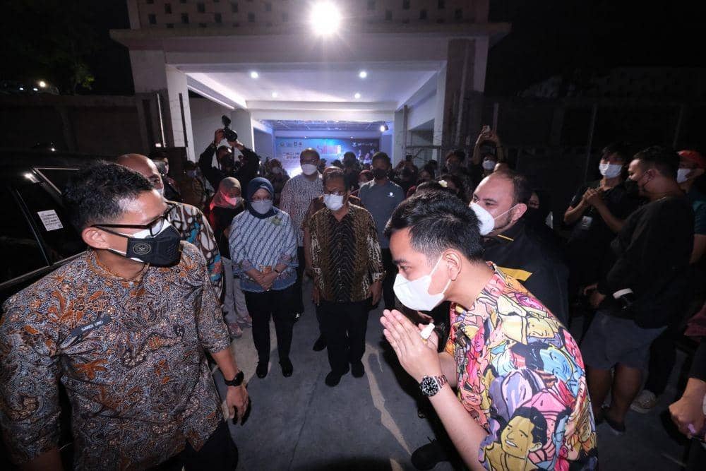 Gibran Rakabuming bertemu Sandiaga Uno. Dok/Humas Pemkot Solo