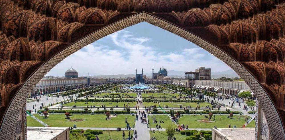 Naqsh-e Jahan Square (instagram.com/iranguide1)