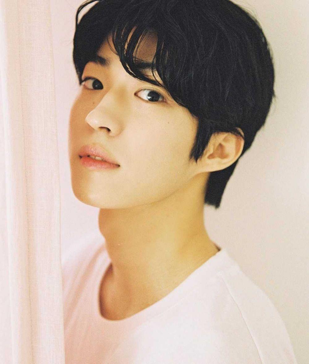 Baek Sung Chul (instagram.com/sunggchul)
