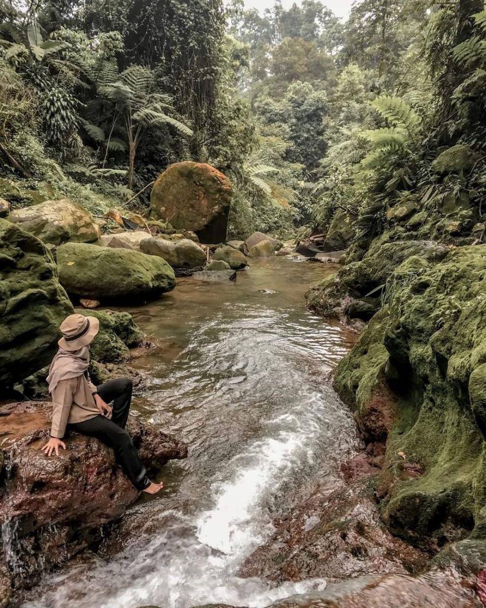 Curug Pangeran, Bogor (instagram.com/pipitsafitri08)