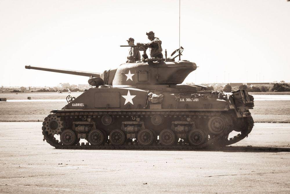 ilustrasi tank (unsplash.com/Stephanie LeBlanc)