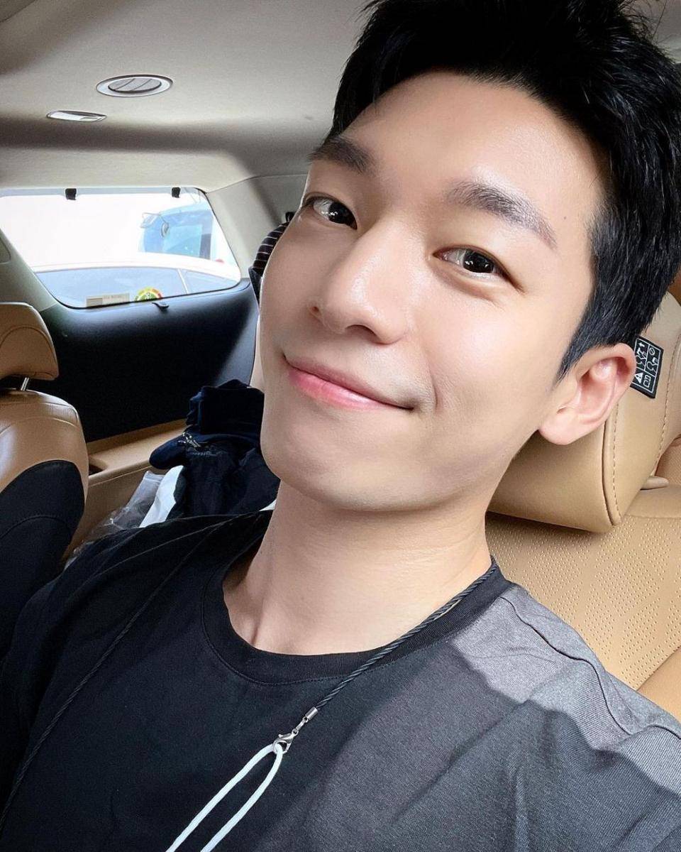 Wi Ha Joon pemeran Jun Ho di Squid Game (instagram.com/wi__wi__wi)