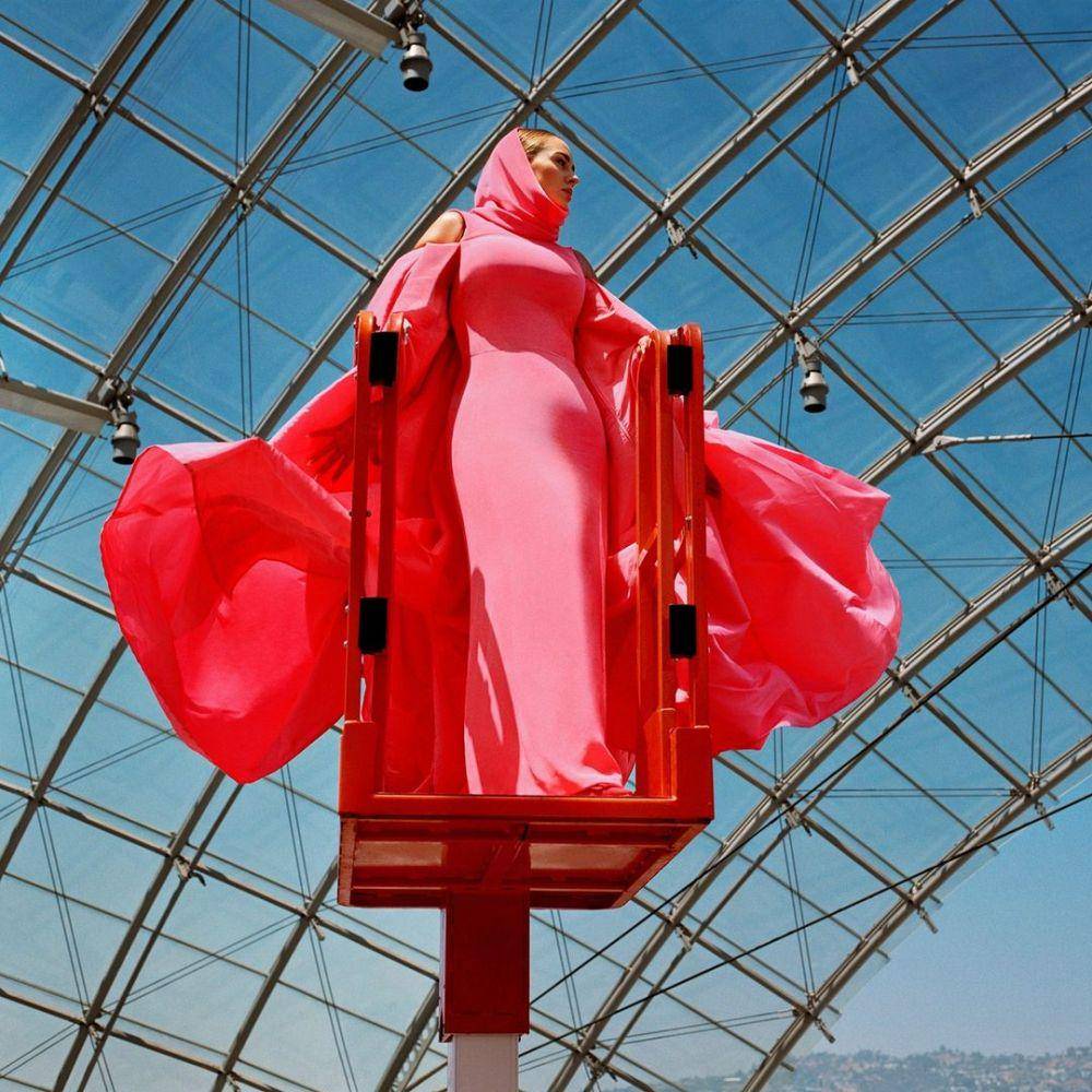 Adele untuk majalah Vogue (instagram.com/voguemagazine)