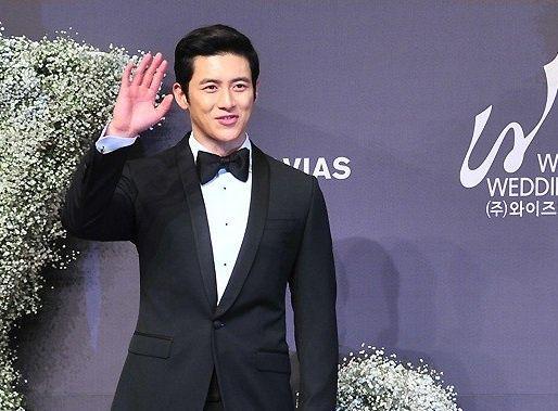 Go Soo (soompi.com)