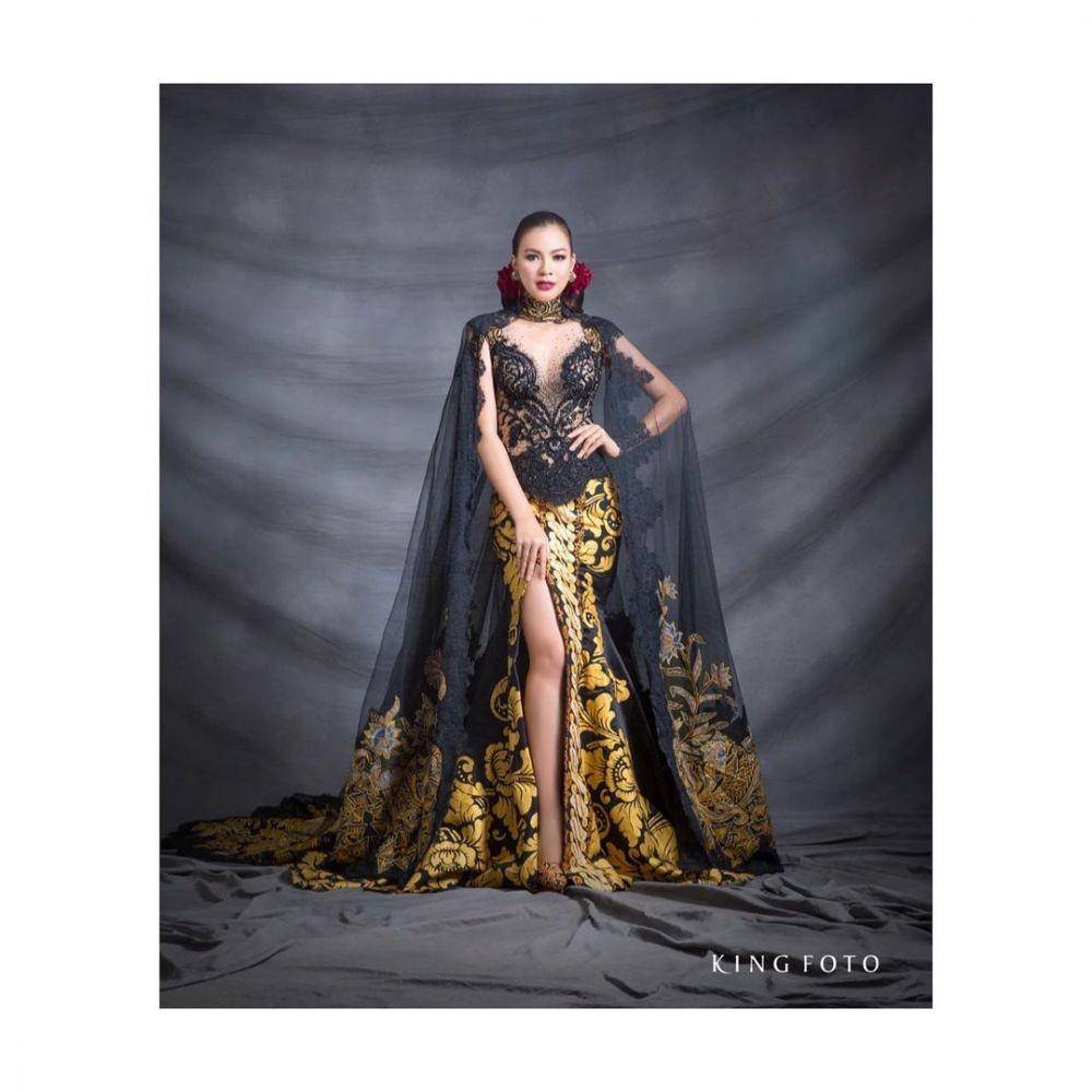 Kebaya Kezia Roslin Cikita Warouw. (instagram.com/keziawarouw/)