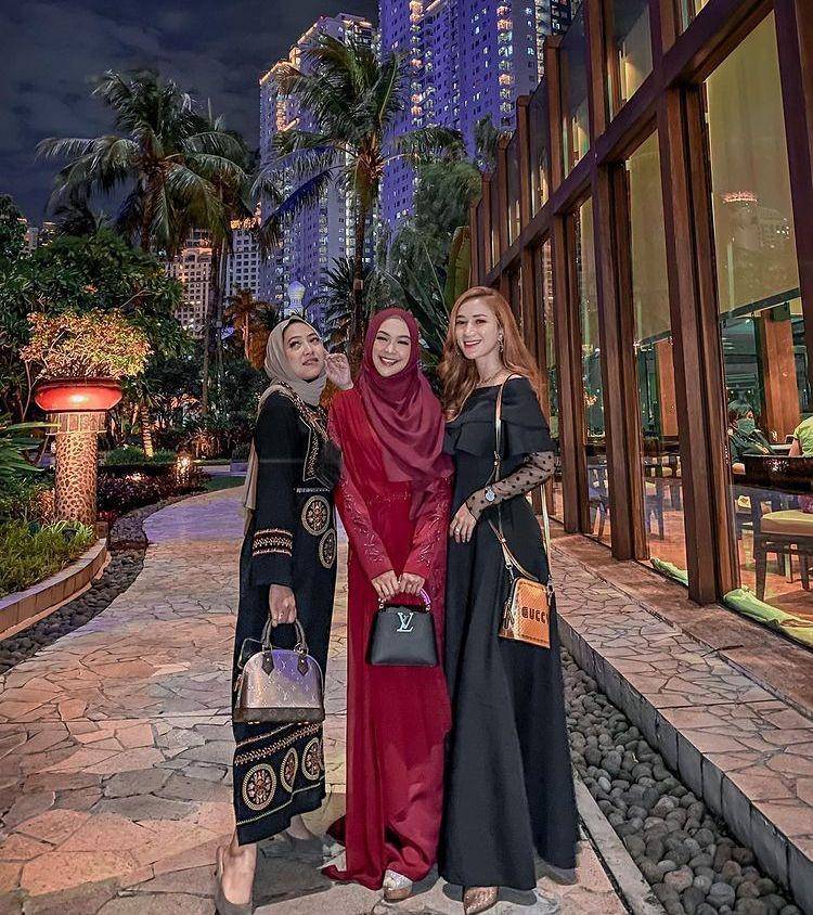 Geng seleb (Instagram.com/marishachacha)