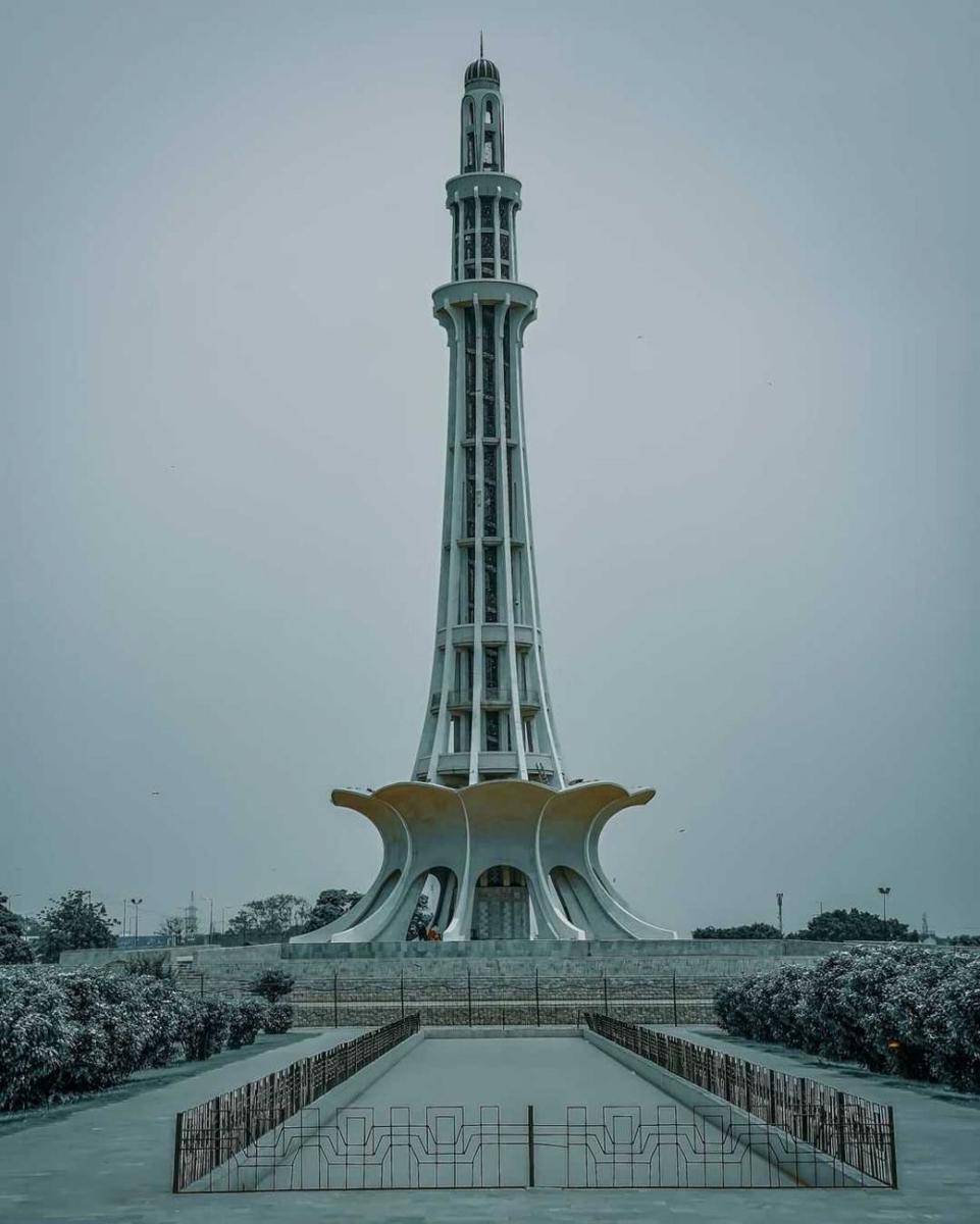 Minar-e-Pakistan (instagram.com/amwc21)