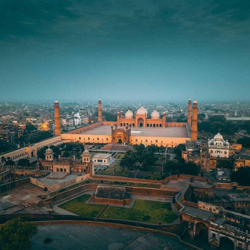 Badshahi Mosque (instagram.com/everydaypakistan)