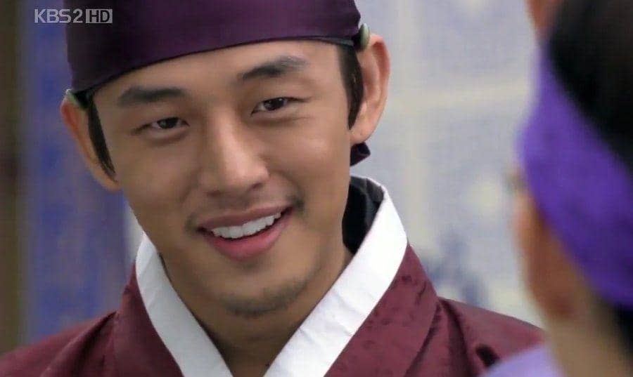 Yoo Ah In sebagai Moon Jae Shin di Sungkyunkwan Scandal (dok. KBS/Sungkyunkwan Scandal)