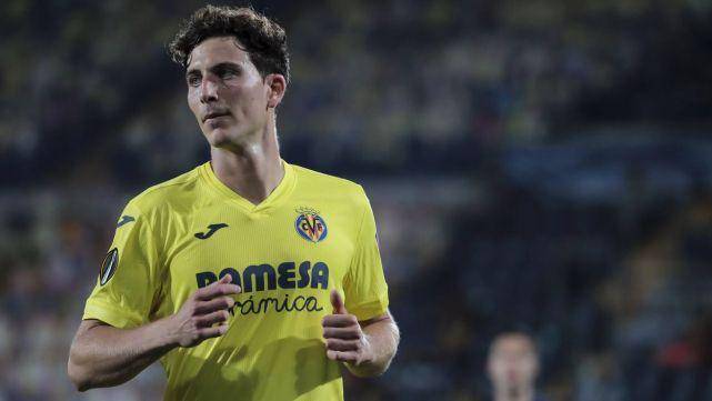 Pau Torres bersama Villarreal (fcbarcelonanoticias.com)