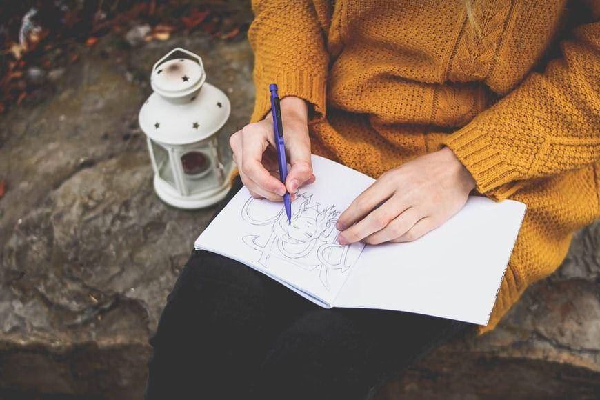 ilustrasi aktivitas menggambar (unsplash.com/Daria Tumanova)