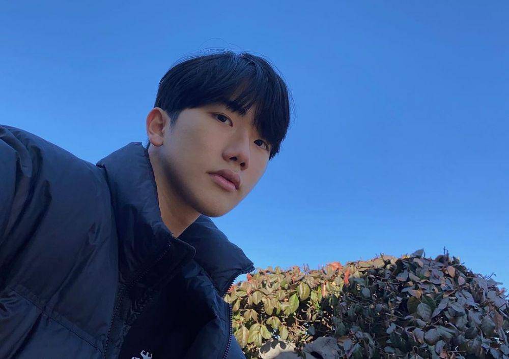Ahn Ji Ho (instagram.com/an___jiho)