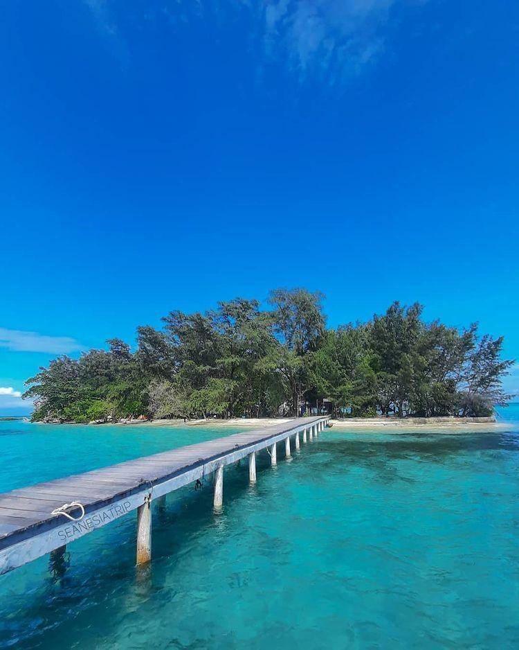 Pulau Semak Daun (Instagram.com/seanesiatrip)
