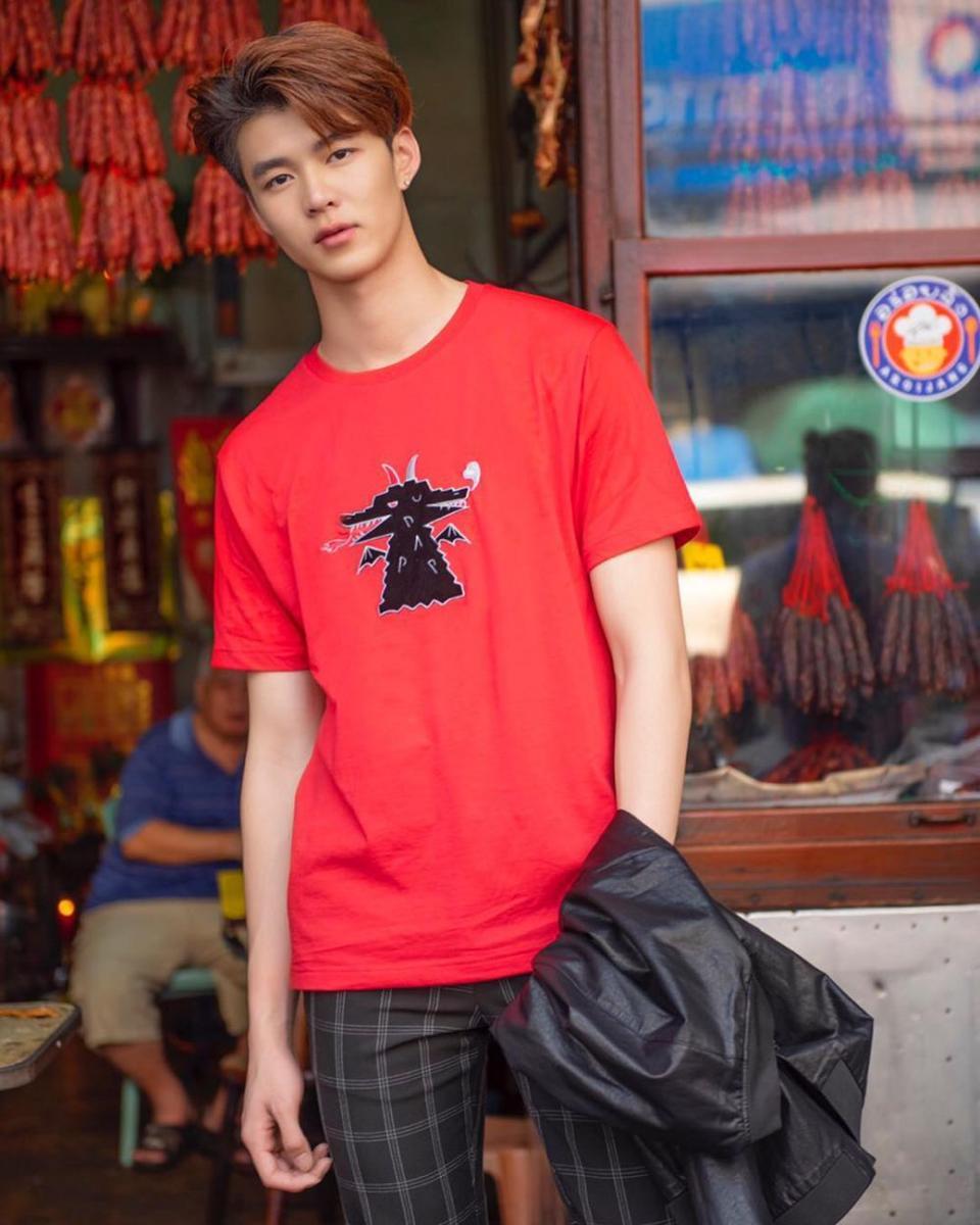 Meen Nichakoon (instagram.com/meennicha8)