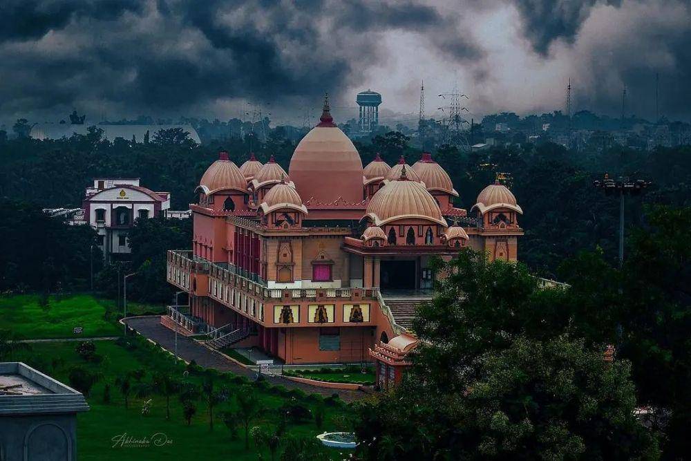 Ramkrishna Mission (instagram.com/asansoldiaries)