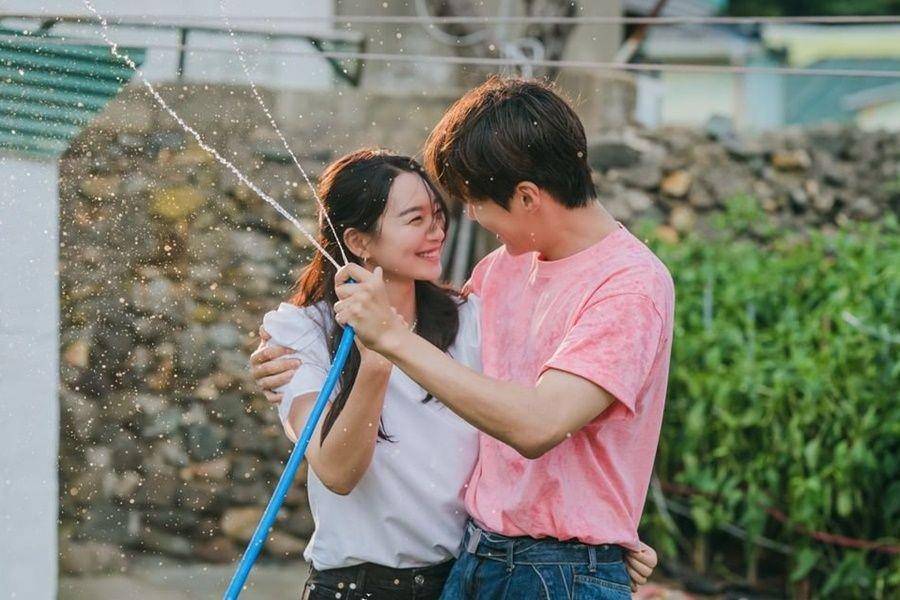 cuplikan drama Hometown ChaChaCha (dok. tvN/ Hometown ChaChaCha)