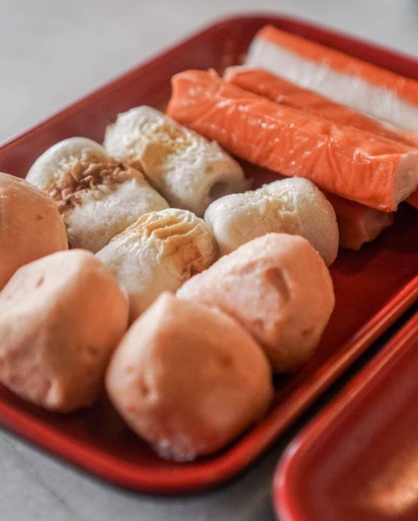 Ilustrasi bakso dan seafood (instagram.com/ekaputra_meatshop)