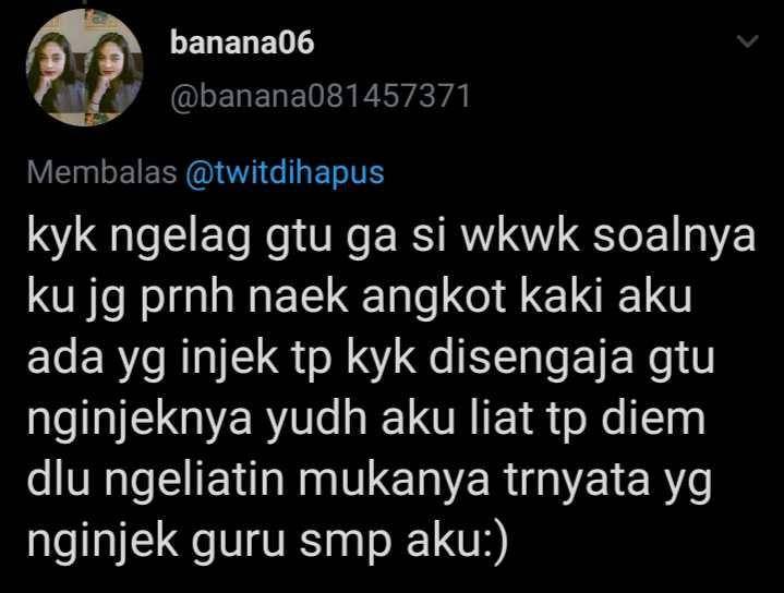 kejadian lucu di angkot (twitter.com/banana081457371)