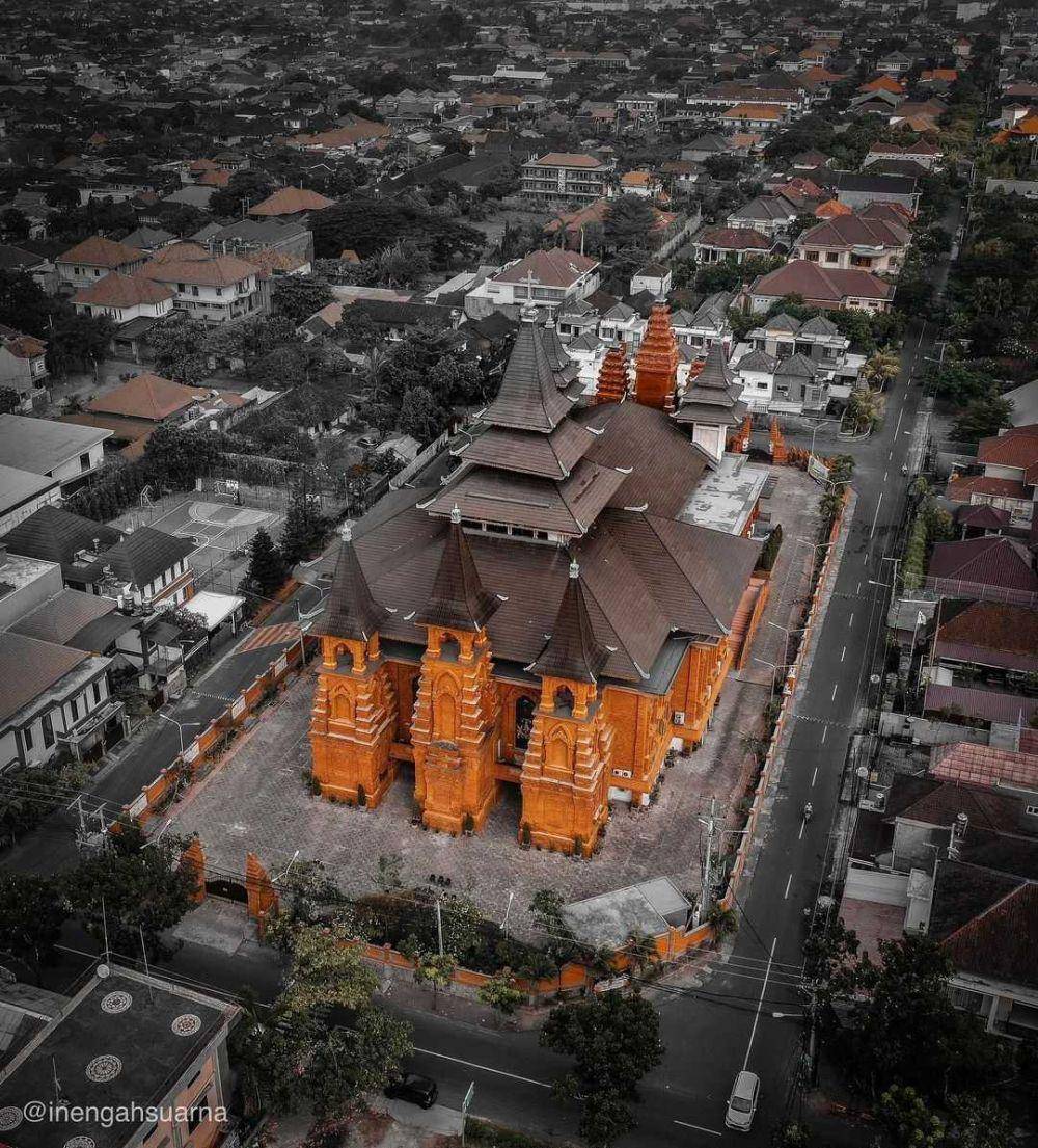 Katedral Denpasar (instagram.com/inengahsuarna)