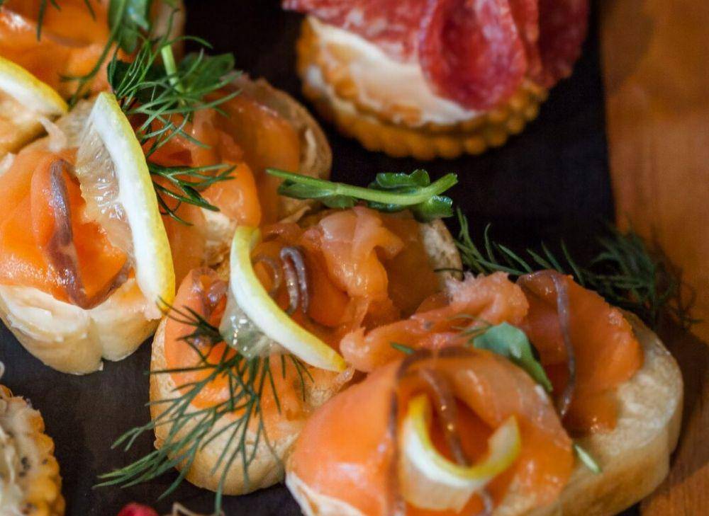 ilustrasi salmon croustade (pexels.com/Julia Filirovska)