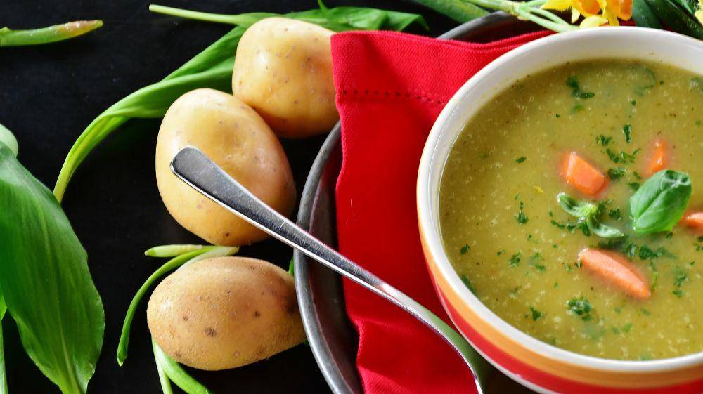 ilustrasi crock pot potato soup (pixabay.com/RitaE)