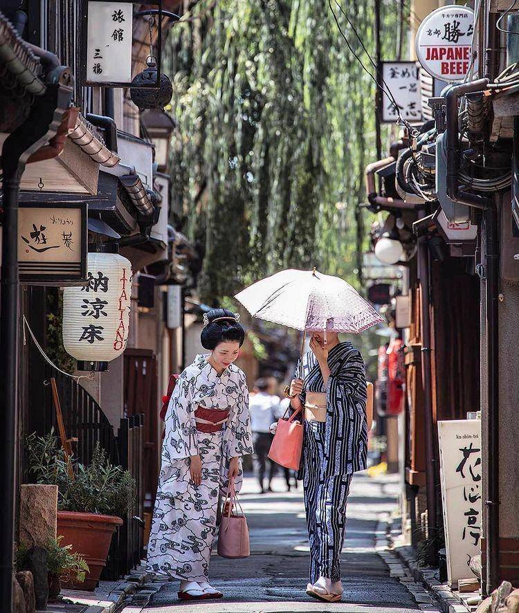 Pontocho (Instagram.com/hachiya_san)