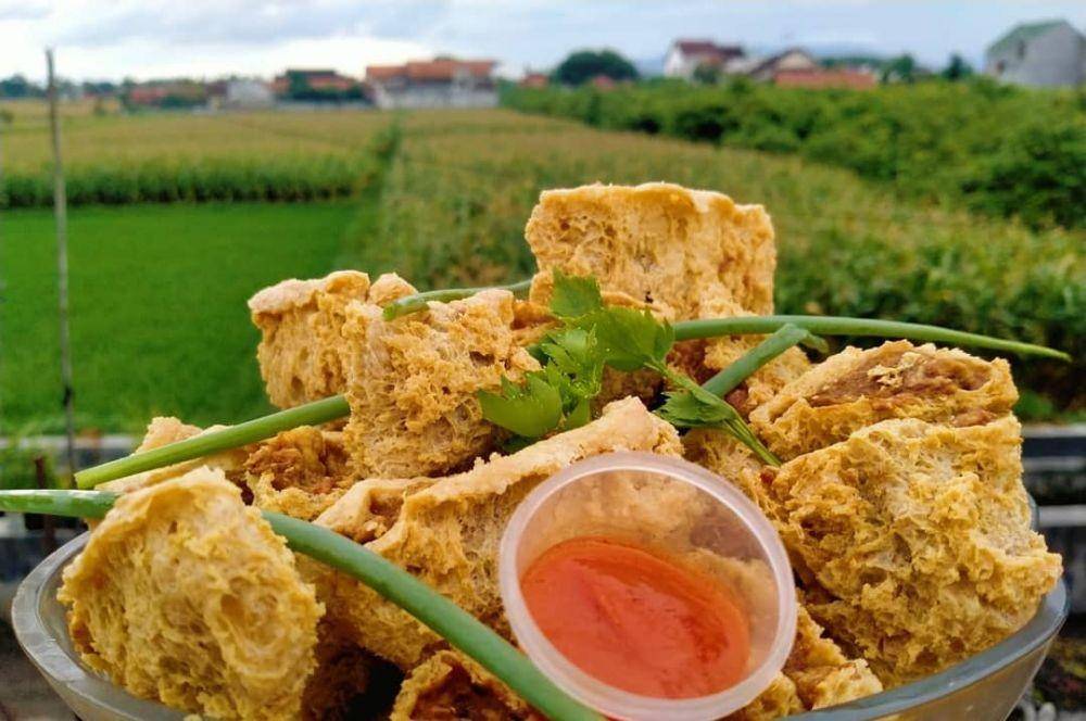 Tahu walik isi daging sapi (instagram.com/namira_1982)