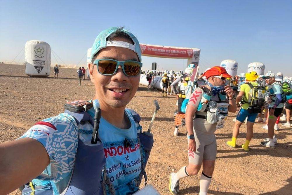 Pelari Indonesia, Omar Agoes, di Ultra Marathon Sahara (dok. Pribadi/Agoes Omar)