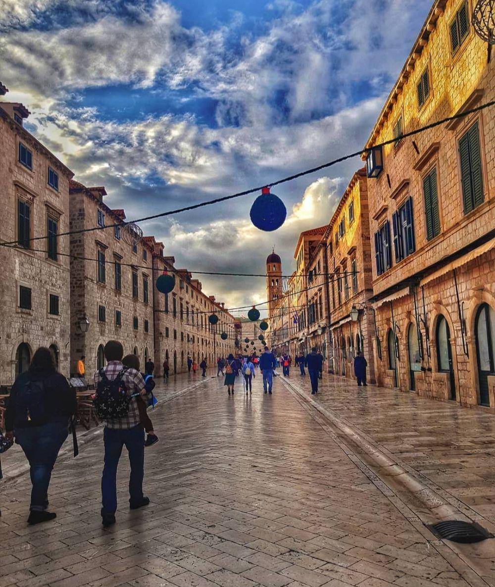 Stradun of Dubrovnik (instagram.com/photoby.anl)