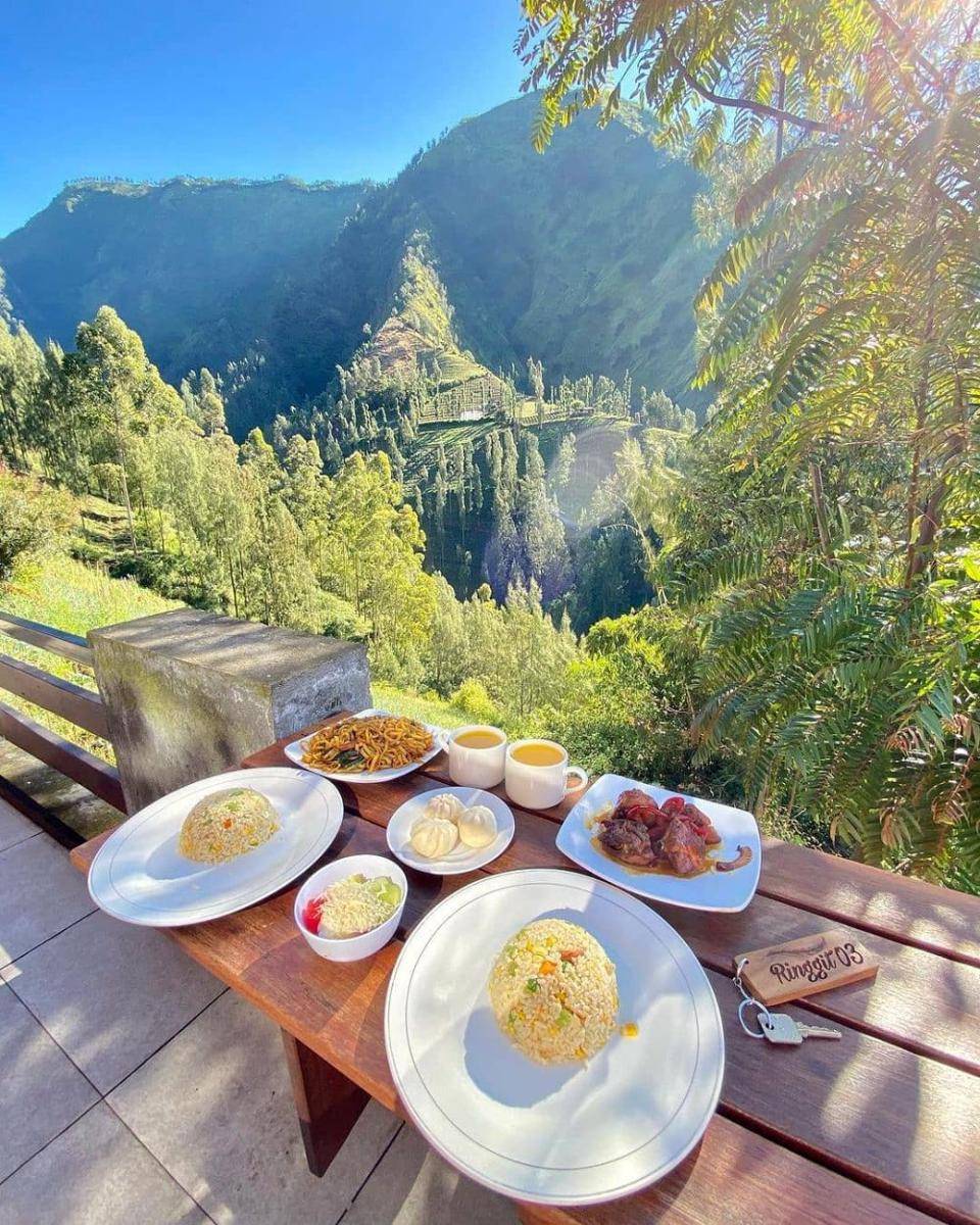 Bawangan Bromo (instagram.com/bawanganbromo)