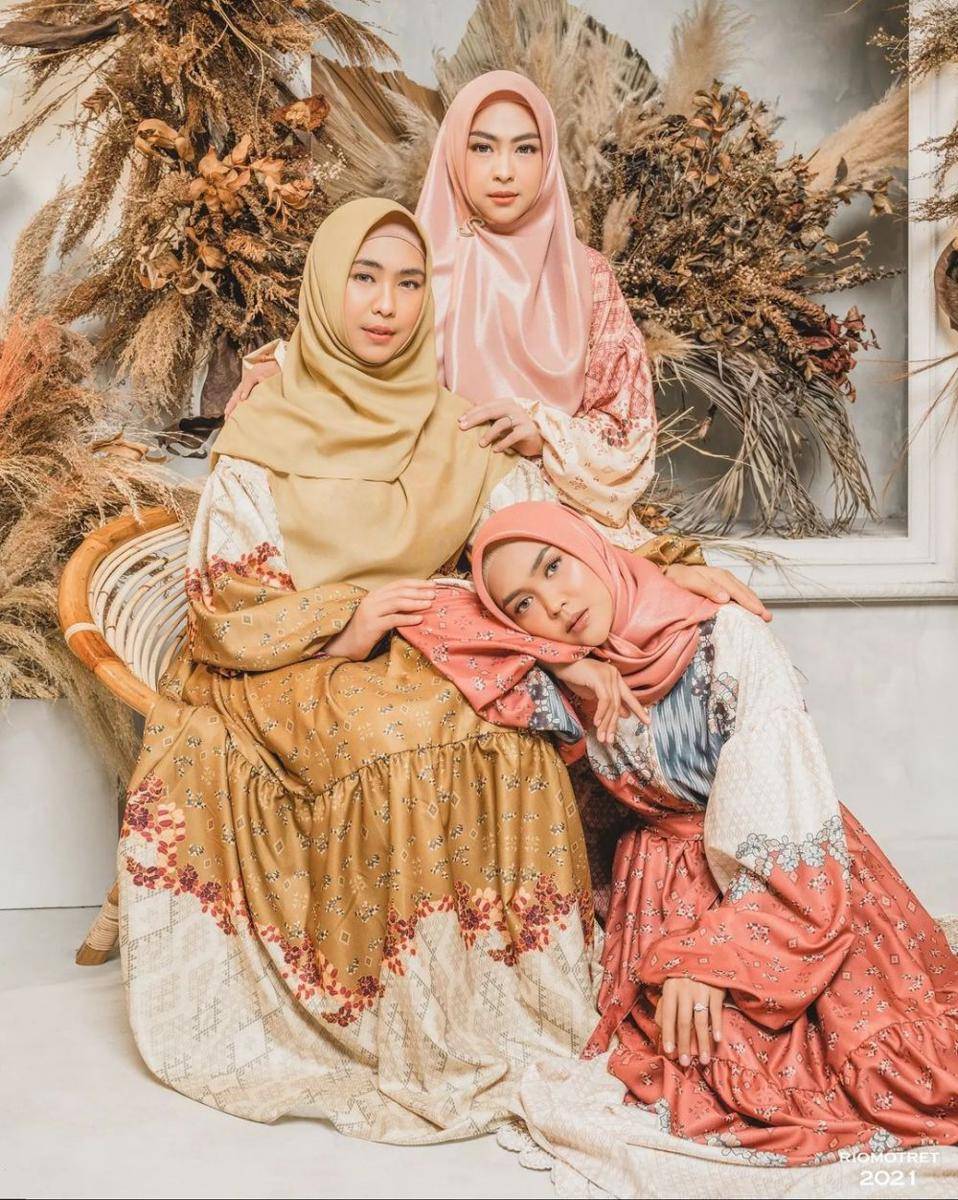 Pemotretan Oki Setiana, Shindy dan Ria Ricis (Instagram.com/riomotret)