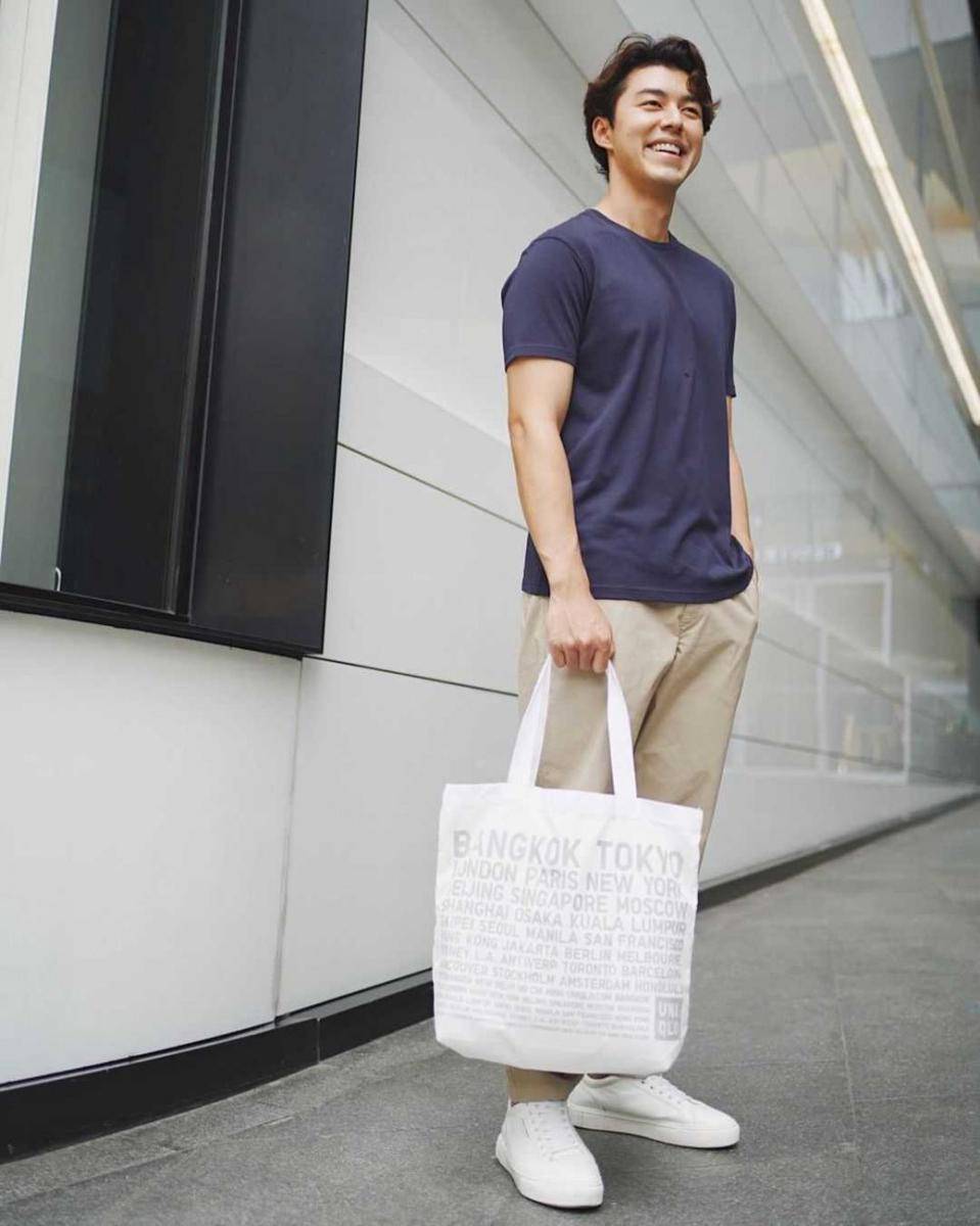 Inspirasi kaus ala Nine Naphat (instagram.com/naphat_nine)