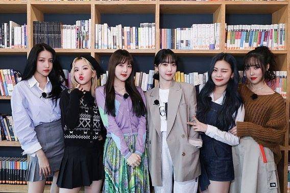 potret GFRIEND (instagram.com/gfriendofficial)