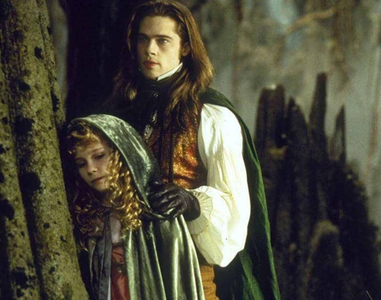 cuplikan Brad Pitt dan Kirsten Dunst di Interview with the Vampire: The Vampire Chronicles (1994) (dok. Warner Bros)