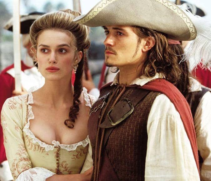 cuplikan Orlando Bloom dan Keira Knightley di Pirates of the Caribbean: The Curse of the Black Pearl (2003) (dok. Walt Disney Pictures)
