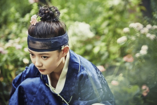 potret Kim Yoo Jung sebagai Hong Ra On di Love in The Moonlight (soom.com)