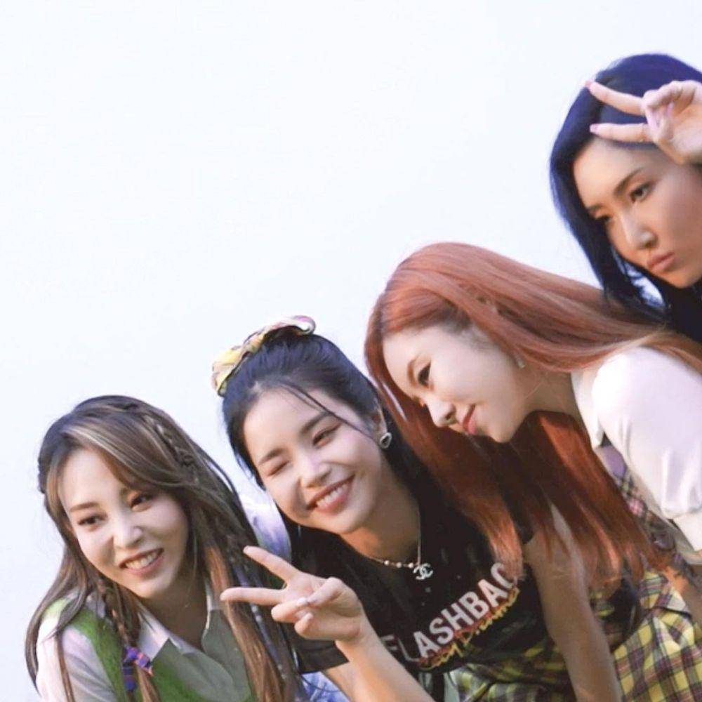 potret MAMAMOO (instagram.com/mamamoo_official)