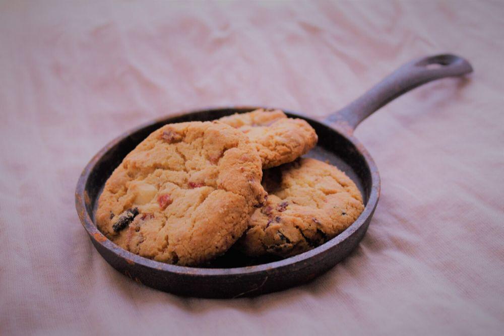 ilustrasi sultana cookies (unsplash.com/Mara Conan Design)