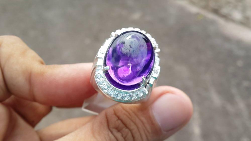 Batu cincin bungur Tanjung Bintang. (youtube.com/ARYO NUGROHO)