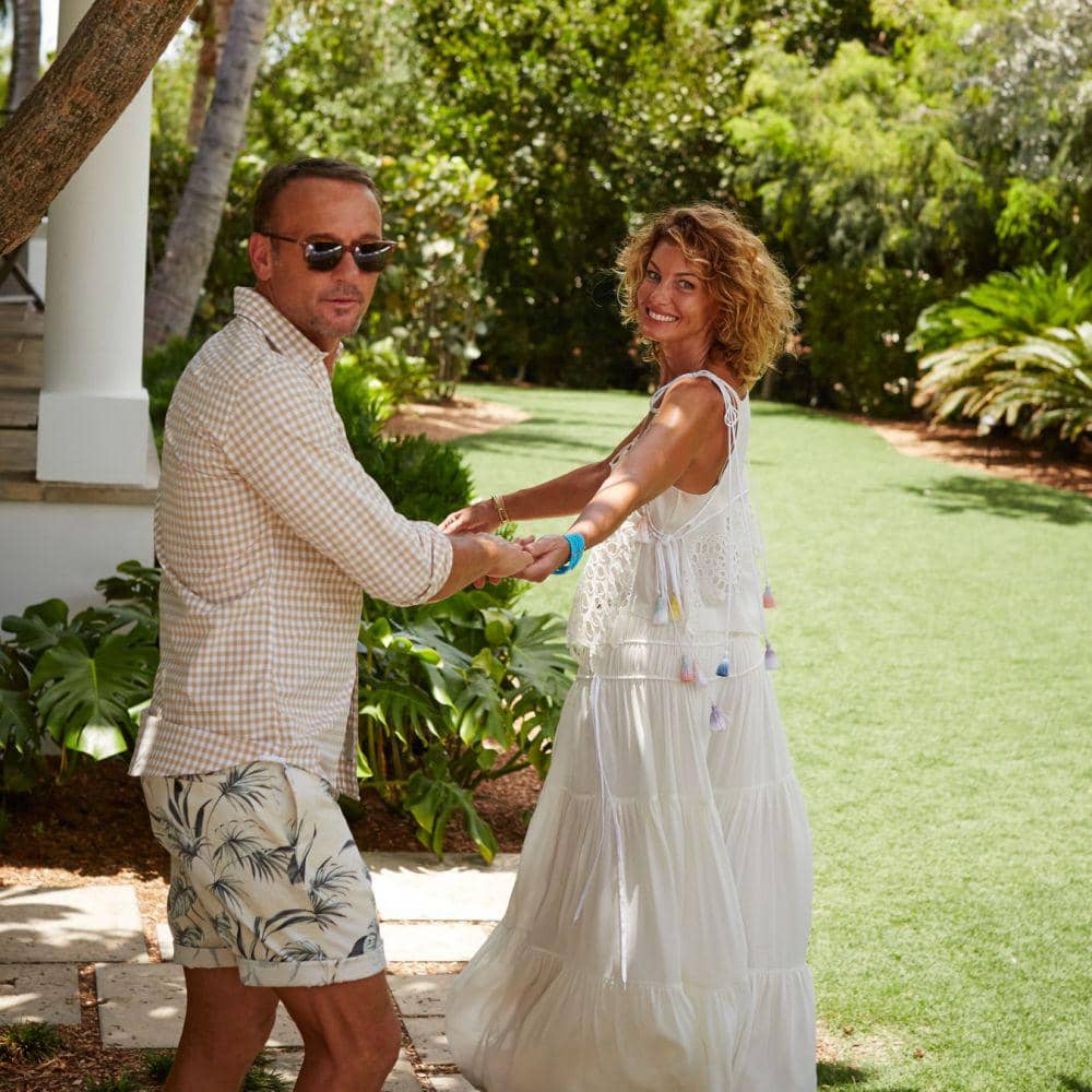 Tim McGraw, Faith Hill (architecturaldigest.com/William Abranowicz)