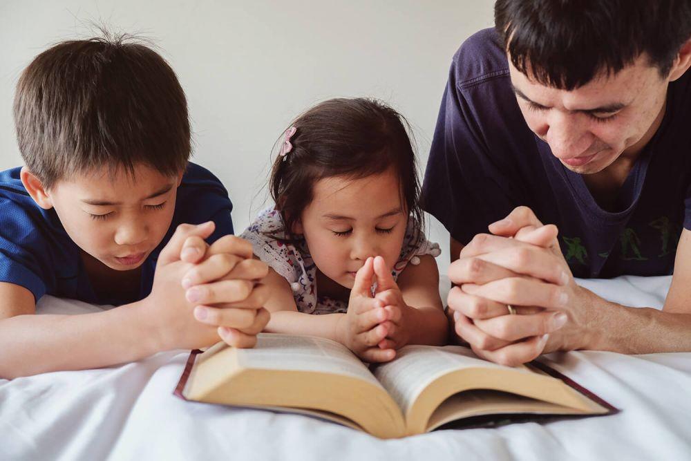 Doa Orangtua untuk Anak yang sedang Ujian dalam Katolik