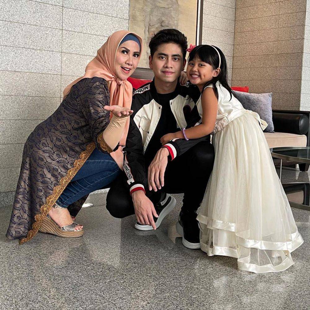 potret Venna Melinda dan buah hati (instagram.com/vennamelindareal)
