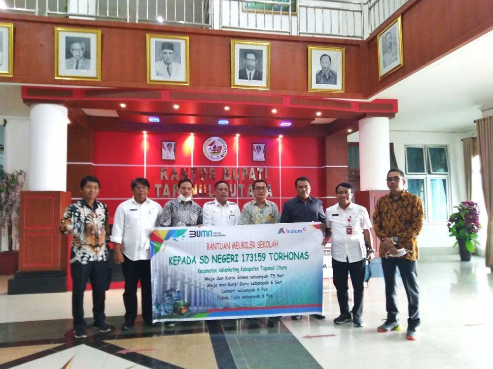 Bantuan Inalum untuk SD negeri di Taput (Dok.IDN Times/istimewa)