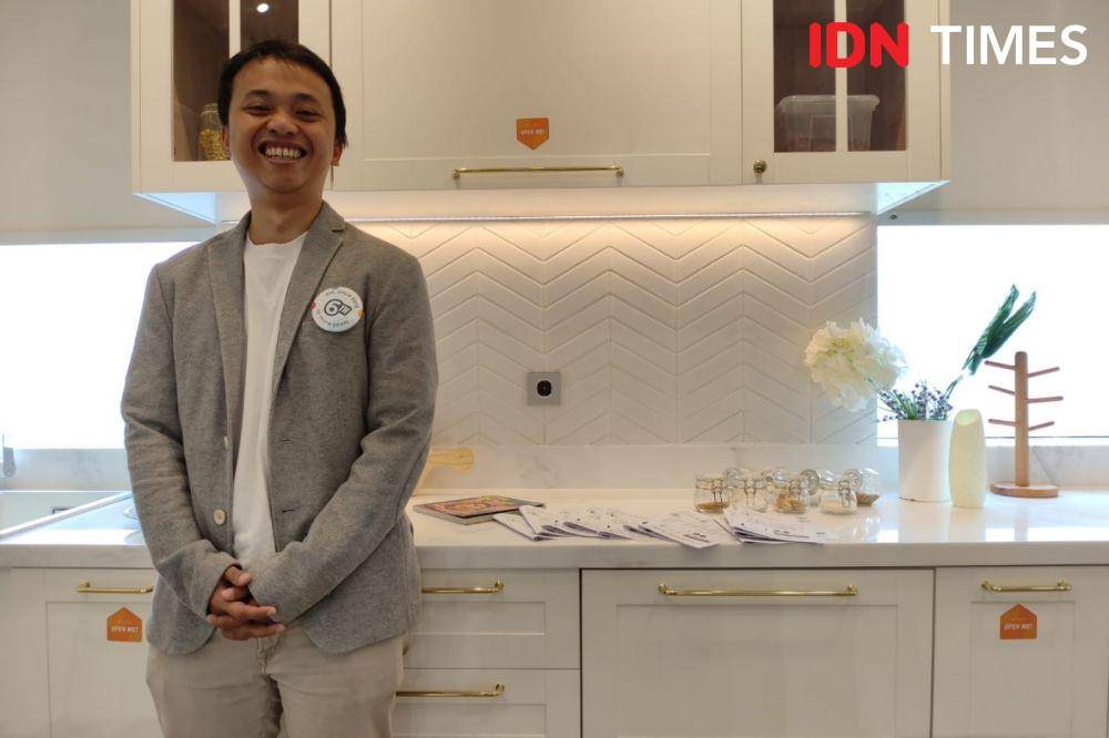 CEO & co-founder Dekoruma, Dimas Harry Priawan (IDN Times/Helmi Shemi)