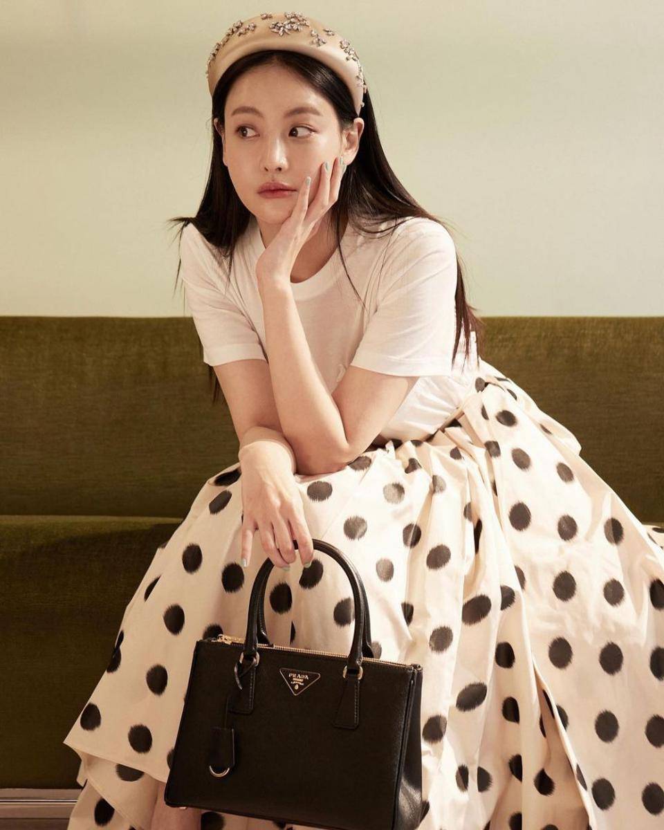 Oh Yeon Seo (instagram.com/ohvely22)